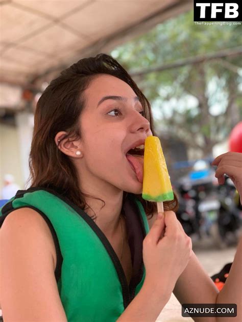 Sarah Holmes Nude And Sexy Photos Collection From Various Photoshoots And Selfies Aznude