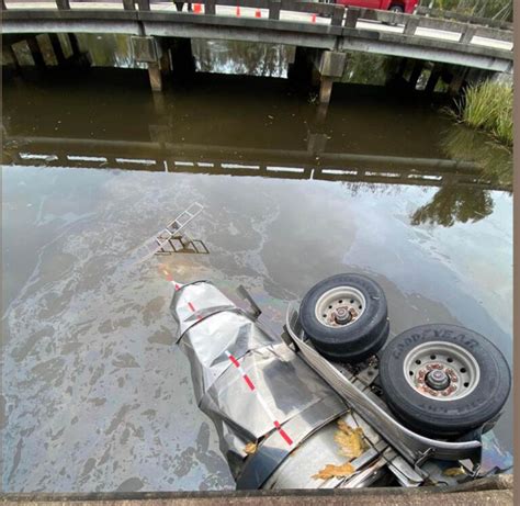 Tanker Truck Driver Survives Crash Off I Bridge Thetrucker