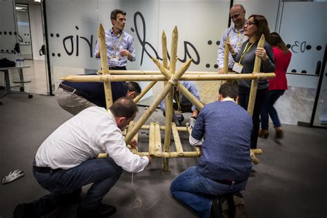 Construcción de puentes Teambuilding Madrid Actividades para empresas