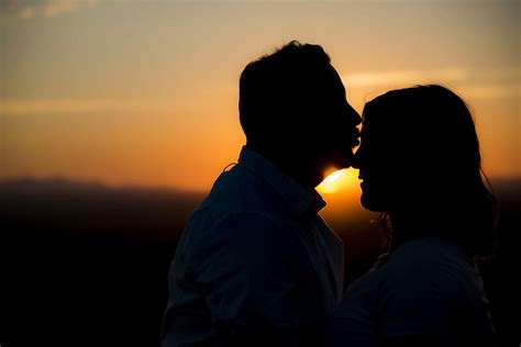 1284x2778px Free Download Hd Wallpaper Silhouette Of Man Kissing