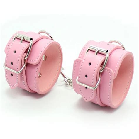 Sex Toys Locking Wrist Cuffs With Chain Restraint Handcuffs Fetish