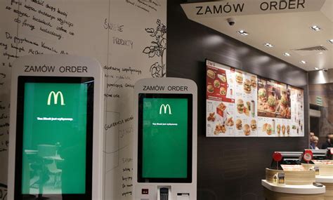 McDonalds będzie zdrowy Wprowadza bułkę wieloziarnistą