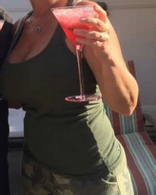 Big Tits Tiny Nipples Mature MILF Wife Porn Pictures XXX Photos Sex Images PICTOA