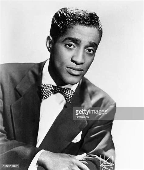 Portrait Of Sammy Davis Jr 1925 1990 Singer Dancer And Actor Photo D Actualité Getty