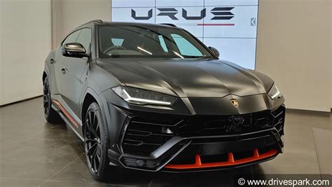 Lamborghini Urus Graphite Capsule First Look Specs Changes