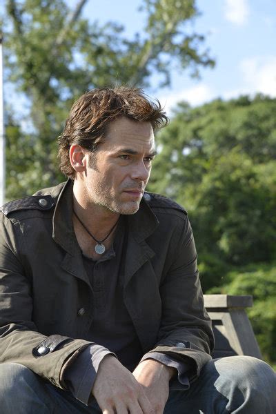 Exclusive Interview Twilight Saga Star Billy Burke Joins The