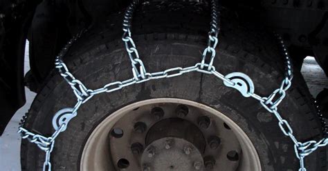 Snow Chains vs Cables: Which Is Right for You?