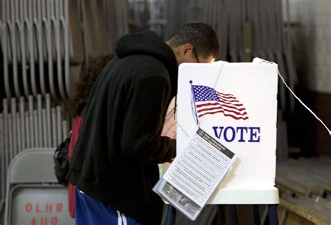 Votantes Latinos Ha Emitido Su Voto Temprano En Gran Número