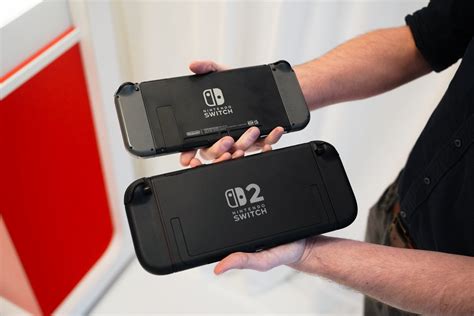 nintendo switch  size comparison  original switch  steam deck