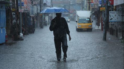 Imd Issues Red Alert For Hyderabad A Few Districts In Telangana