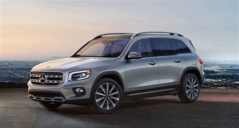 3 Cheapest January Luxury SUV Lease Deals According to Edmunds