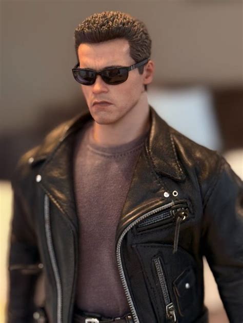 Hot Toys Dx Terminator T Clean Version Gebraucht In St Gallen F R Chf Mit