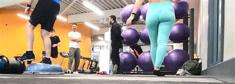 Gym Blonde In Turquoise Leggings Notices Me And Doesn T Mind Even Moves In Front Of Me Later
