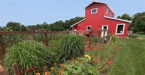 Prairie Yard And Garden The Destination Garden Season 37 Episode 11