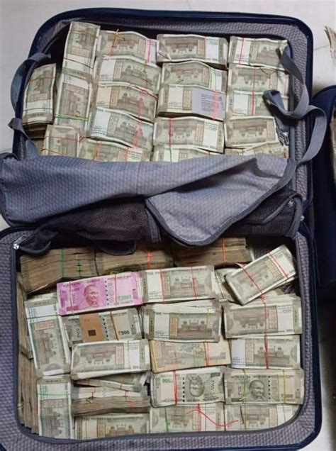 मुनीम जी यू.पी.वाले