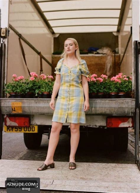 Amelia Dimoldenberg Sexy And Hot Photos Collection Aznude