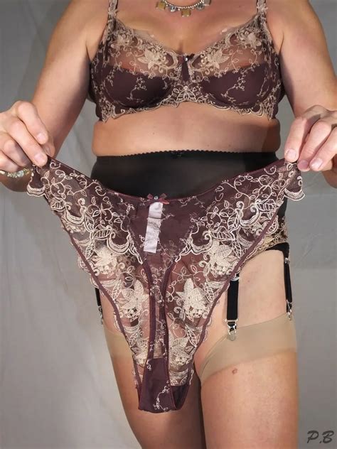 Shemale Valisere In Vintage Sexy Dress Nude Pics Xhamster