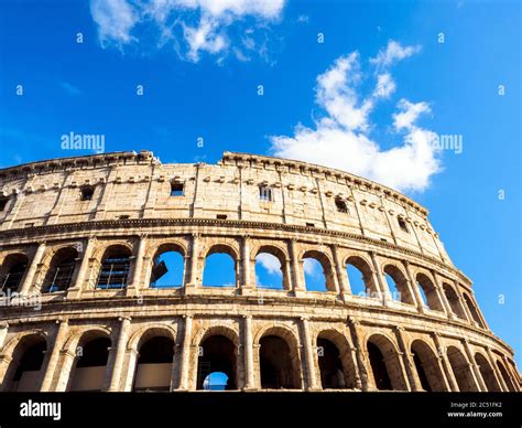 El Coliseo Anfiteatro Flavio Roma Italia Fotograf A De Stock Alamy