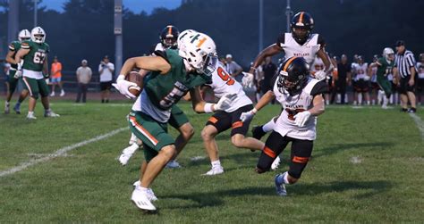 Photos Hhs Football Edges Wayland Hopkinton Independent