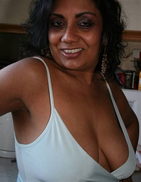 Older And Hot Braless Porn Pictures XXX Photos Sex Images