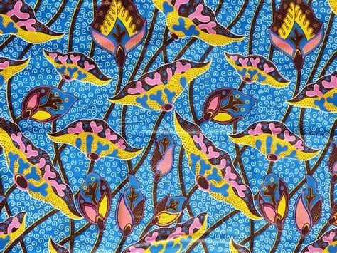 tissu wax africain motif végétal bleu par 0 50m Tissus à thème