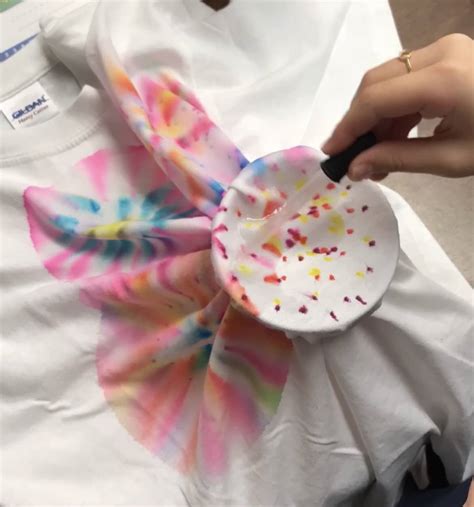 How To Make Your Own Tie Dye T Shirts Using Markers Hispana Global