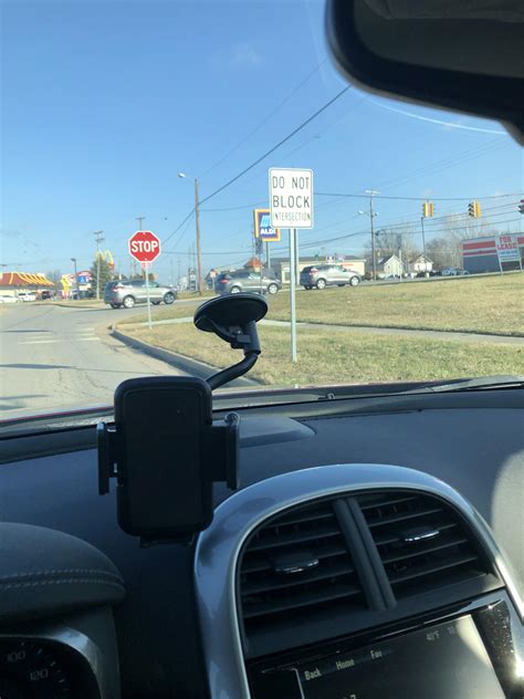 cars stop 3