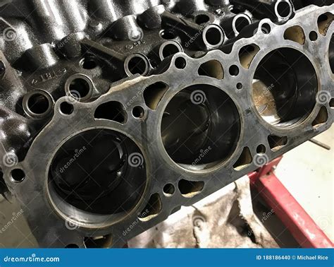 Rebuilt V8 Engine Block Ready for Install Stock Photo - Image of oily, honed: 188186440