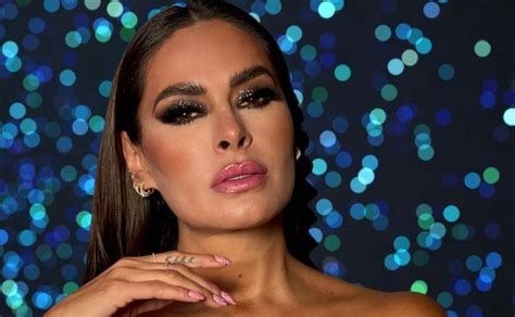 Galilea Montijo En Playboy Y Sus Piernas Se Roban La Portada