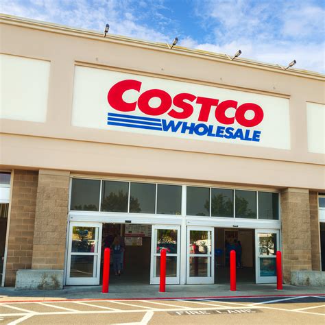 The Best New Year’s Eve Drink To Ring In 2025 for Your Zodiac Sign - Parade