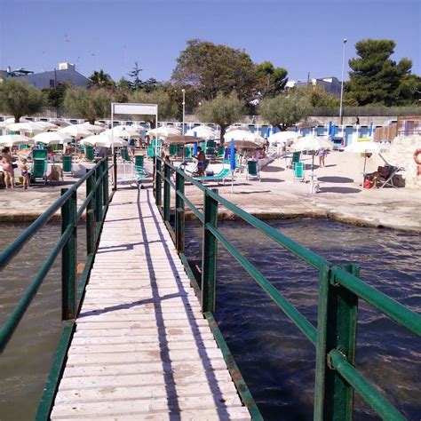 Lido Il Titolo Bari Ba Prenotazione Online Spiagge It