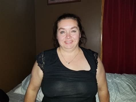 Sexy BBW Shows Off Her Assets Pics XHamster