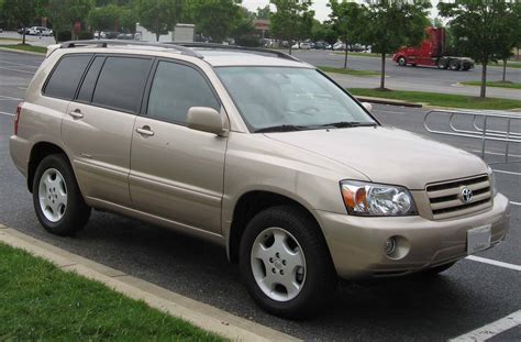 2005 Toyota Highlander V6 - 4dr SUV 3.3L V6 auto