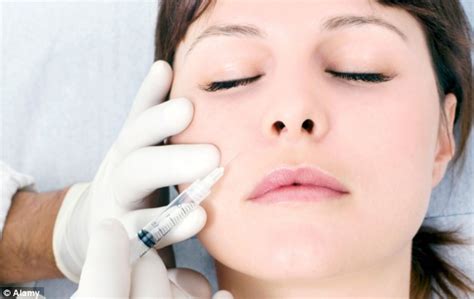 'Botox can ease shingles agony': Anti-wrinkle drug found to be ...