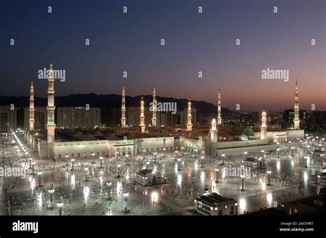 Al Madinah Great Mosque Stock Photo - Alamy