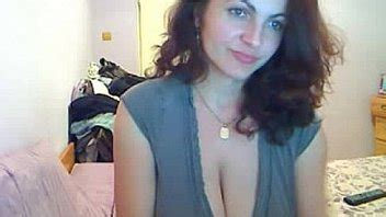 Awesome Brunette Big Natural Boobs Masturbating XNXX