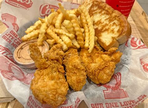 Raising Cane's vs. Popeyes: Chicken Tenders Taste Test