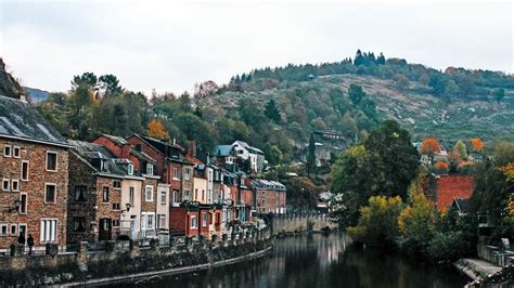 Pueblos con encanto y bosques encantados en Las Ardenas el pulmón de