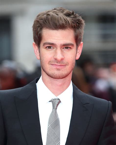 andrew garfield hollywoods hottest english eye candy popsugar