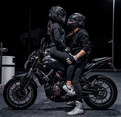 Pin By 𝘇𝗮𝗵𝗿𝗮 On Author Runyx Motocross Love Motorcycle Couple Pictures Biker Couple