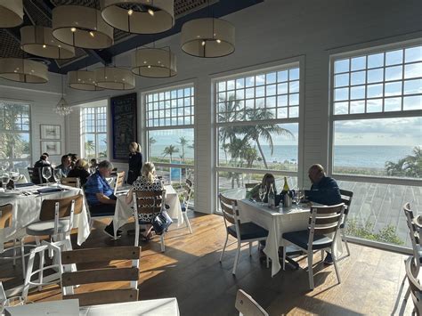 Crow's Nest Steakhouse: Dinner With a Million-Dollar View - Capturing