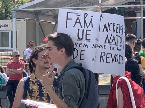 Mar Pride La Cluj Cu De Participan I Vrem Parteneriat Civil I