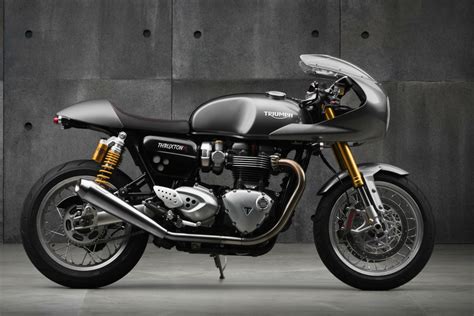 Triumph Thruxton R Vs Ducati Scrambler Cafe Racer Reviewmotors Co