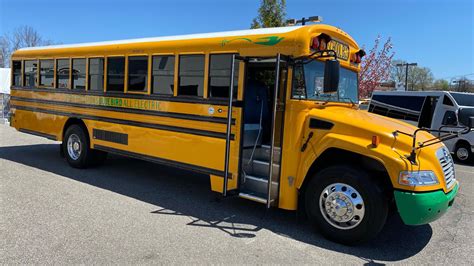 Electricdrives Blue Bird Charges Ahead With 500 Electric School Buses