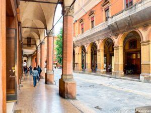 Cómo ir del aeropuerto de BOLONIA al centro Italia y Otras Pasiones