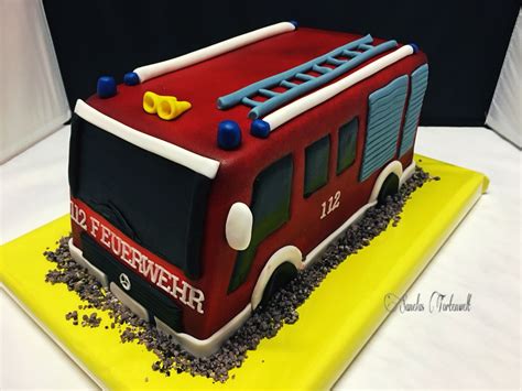 D Firetruck Cake D Feuerwehrauto Torte Feuerwehrauto Kuchen