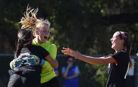 Womens Soccer Wins Sciac Heads To Ncaa Playoffs Occidental College