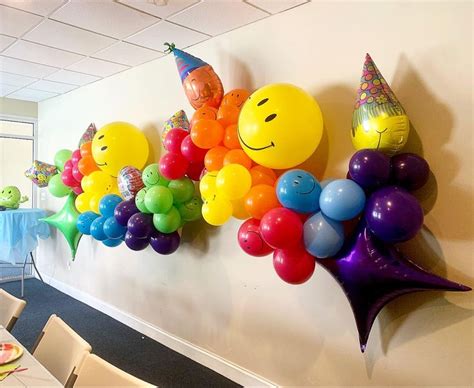 Smiley Birthday Balloon Arch | Birthday balloons, Balloons, Balloon arch