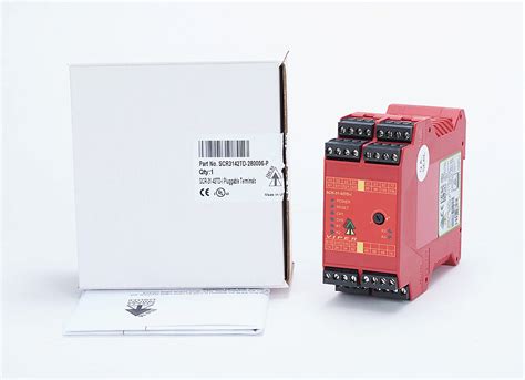 Safety Relay Emergency Stop And Safety Gates Vac Vdc Pn