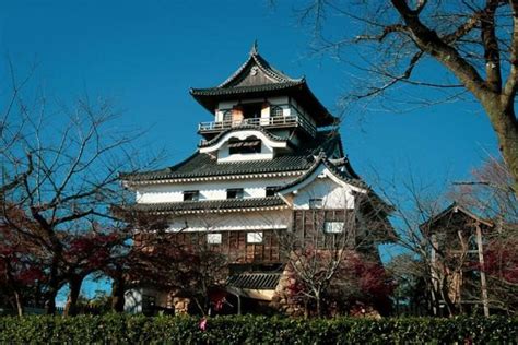 Your Guide To Getting Around Central Japan